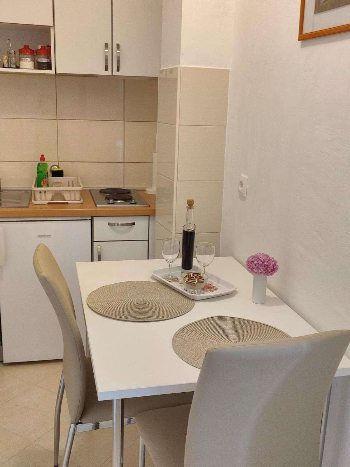 Petra Apartment Vodice Exterior photo