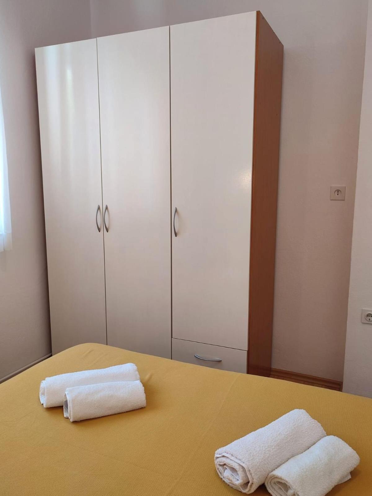Petra Apartment Vodice Exterior photo